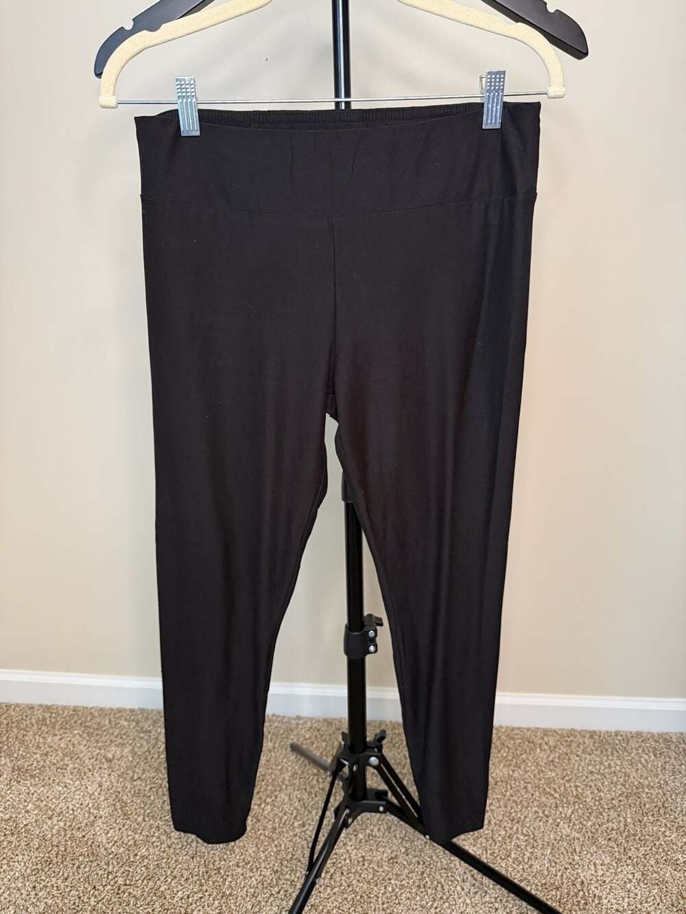 No Boundaries Black High-Rise Leggings Size L (11-13)
